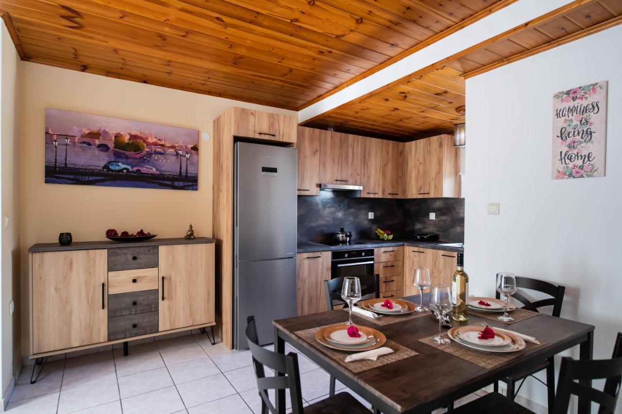 Melas Home Lefkada City ภายนอก รูปภาพ